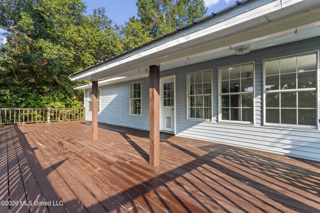 9809 Hidden Lake Road, Vancleave, MS 39565
