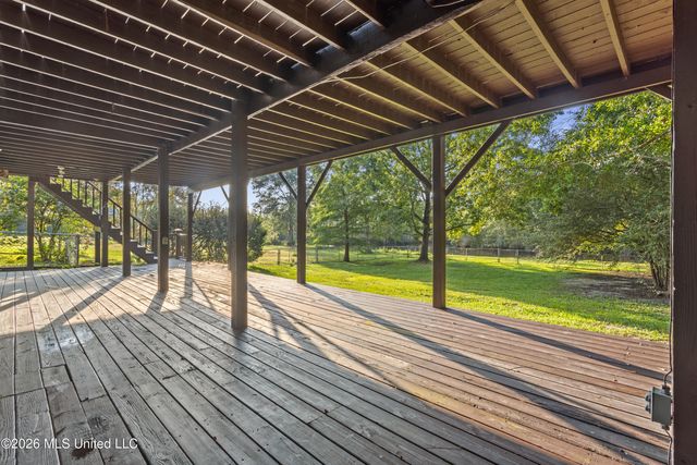 9809 Hidden Lake Road, Vancleave, MS 39565