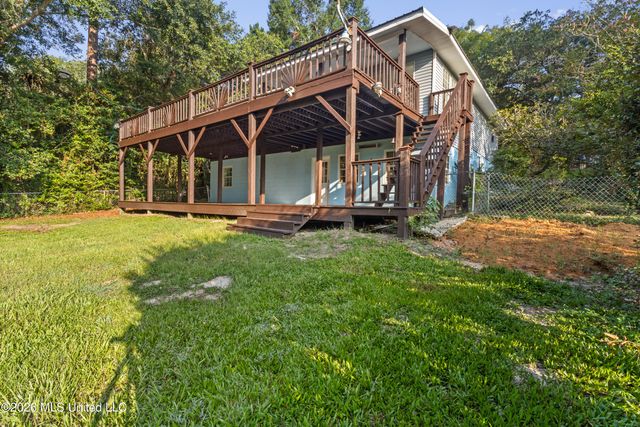 9809 Hidden Lake Road, Vancleave, MS 39565