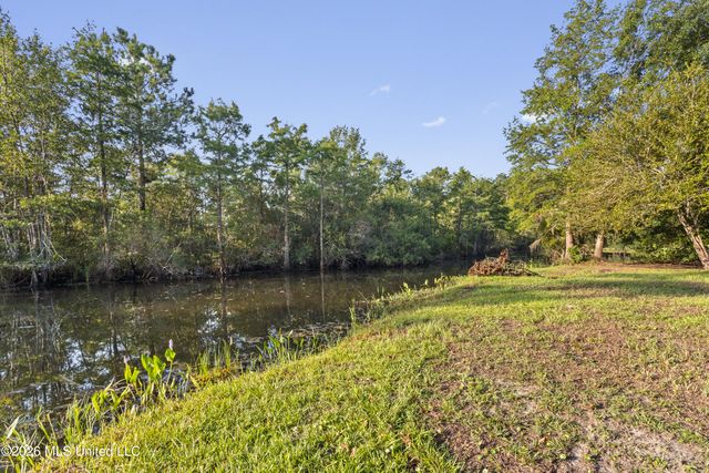9809 Hidden Lake Road, Vancleave, MS 39565