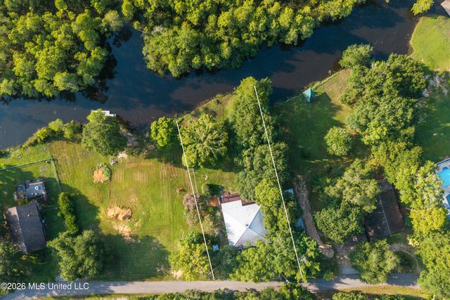 9809 Hidden Lake Road, Vancleave, MS 39565