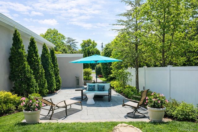 4 Dupont Avenue, White Plains, NY 10605