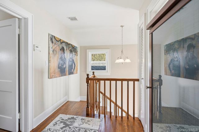 4 Dupont Avenue, White Plains, NY 10605