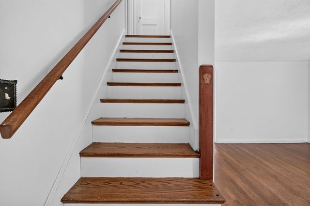 80 Stevens St, Andover, MA 01810