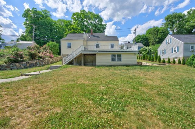 80 Stevens St, Andover, MA 01810