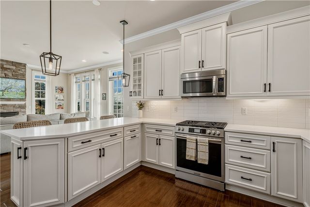 1098 Gromwell, South Fayette, PA 15017