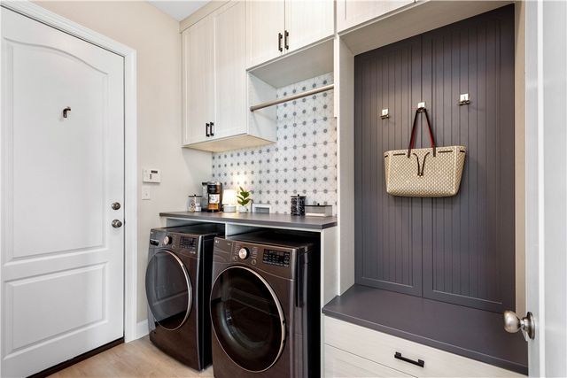 1098 Gromwell, South Fayette, PA 15017