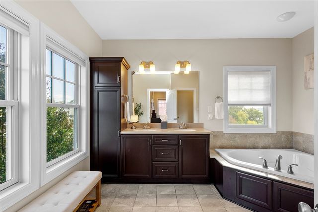 1098 Gromwell, South Fayette, PA 15017