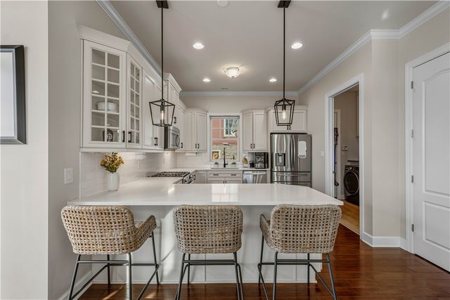 1098 Gromwell, South Fayette, PA 15017