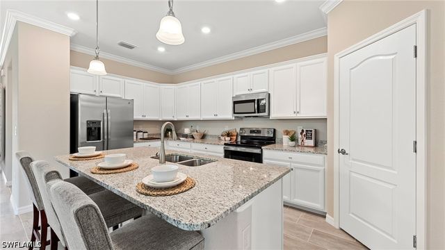 18668 Marlin Kite LN, North Fort Myers, FL 33917