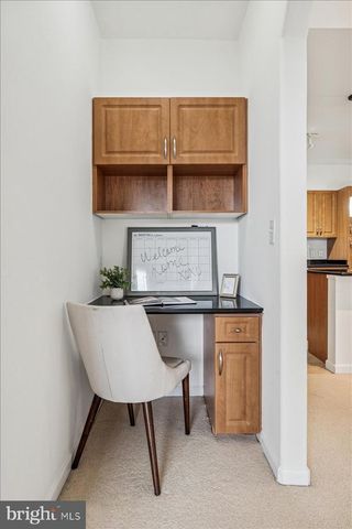 12937 CENTRE PARK CIR #403, Herndon, VA 20171