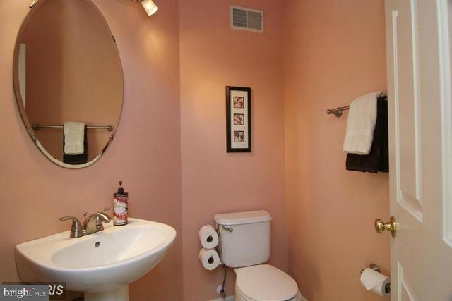 8886 PAPILLON DR, Ellicott City, MD 21043