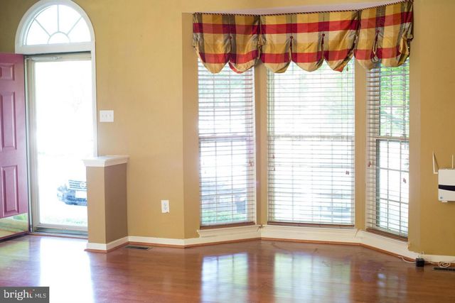 8886 PAPILLON DR, Ellicott City, MD 21043