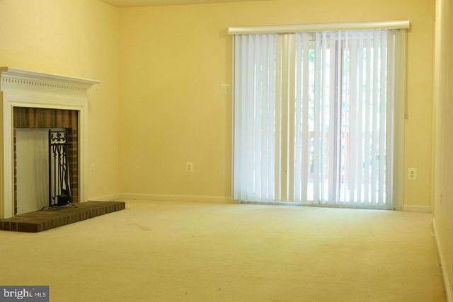 8886 PAPILLON DR, Ellicott City, MD 21043