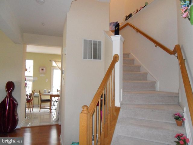 8886 PAPILLON DR, Ellicott City, MD 21043