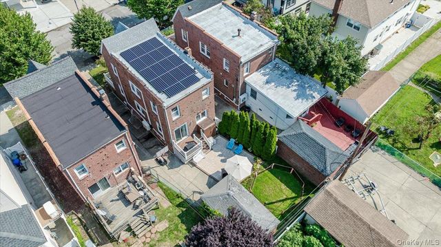516 W Market Street, Long Beach, NY 11561