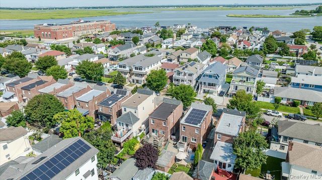 516 W Market Street, Long Beach, NY 11561