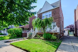 516 W Market Street, Long Beach, NY 11561