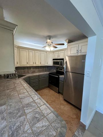 305 N Pompano Beach Boulevard 205, Pompano Beach, FL 33062