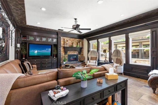 8128 Tender Way, Corona, CA 92883
