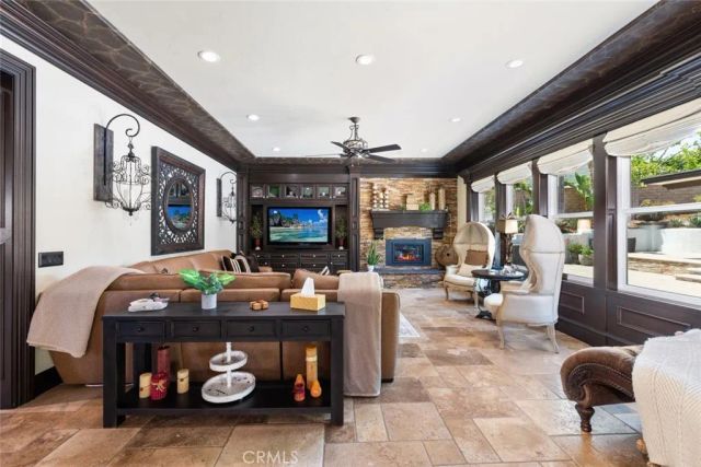 8128 Tender Way, Corona, CA 92883
