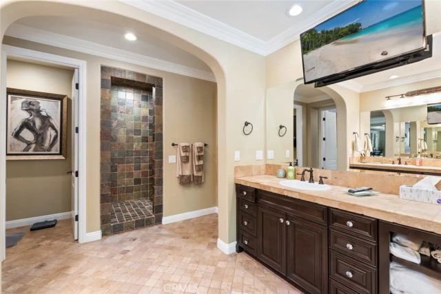 8128 Tender Way, Corona, CA 92883