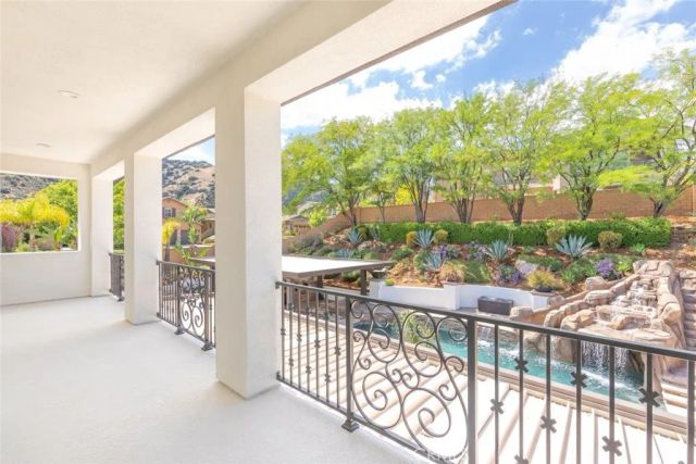 8128 Tender Way, Corona, CA 92883