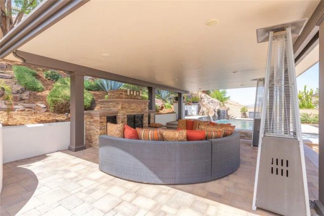 8128 Tender Way, Corona, CA 92883
