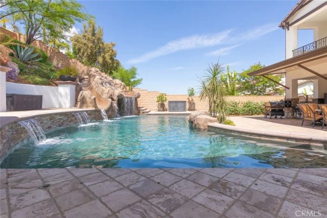 8128 Tender Way, Corona, CA 92883