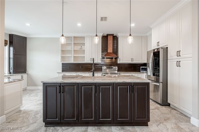 2534 Verdmont CT, Cape Coral, FL 33991