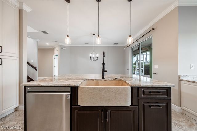 2534 Verdmont CT, Cape Coral, FL 33991