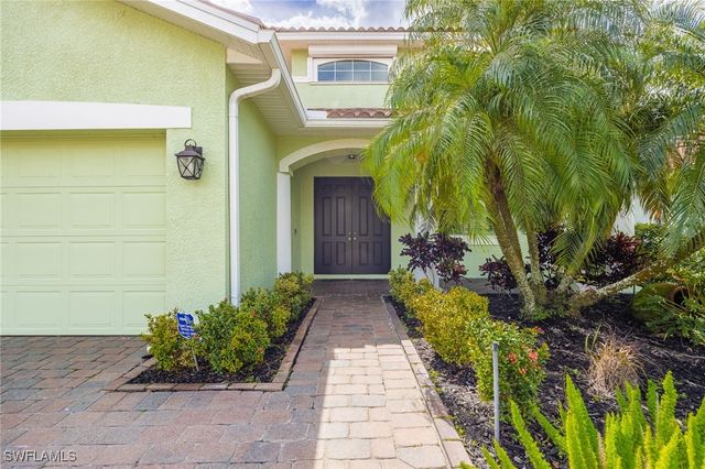 2534 Verdmont CT, Cape Coral, FL 33991