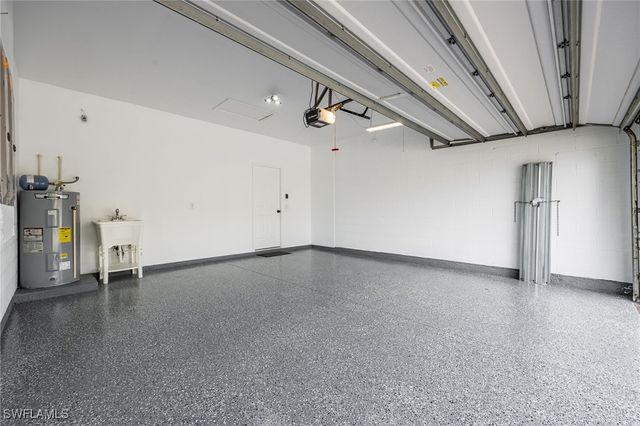 2534 Verdmont CT, Cape Coral, FL 33991