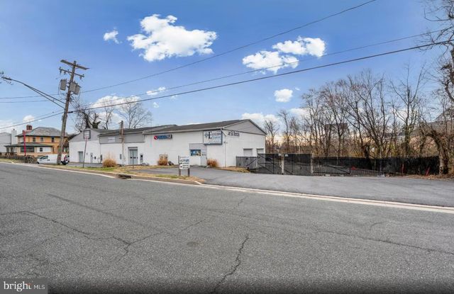 1923 OLD EASTERN AVE, Essex, MD 21221