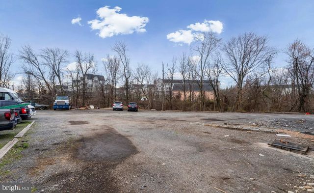 1923 OLD EASTERN AVE, Essex, MD 21221