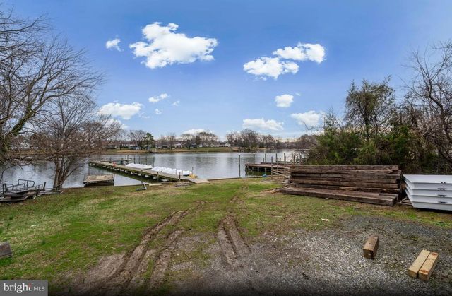 1923 OLD EASTERN AVE, Essex, MD 21221