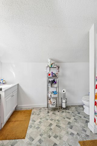 122 E Porter Avenue, Des Moines, IA 50315
