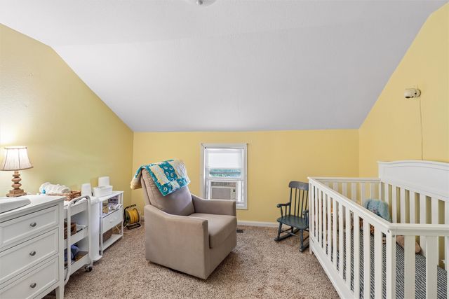 122 E Porter Avenue, Des Moines, IA 50315