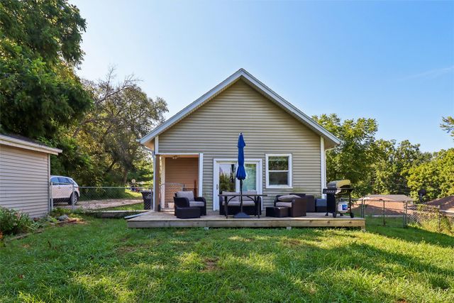 122 E Porter Avenue, Des Moines, IA 50315
