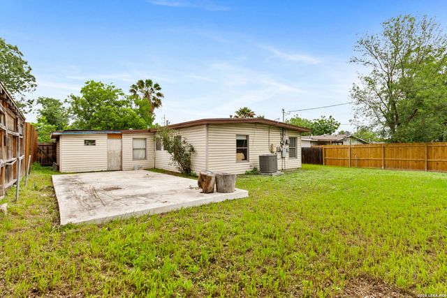 114 birchwood dr, San Antonio, TX 78213