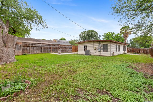 114 birchwood dr, San Antonio, TX 78213