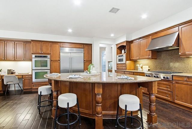 6626 Halite Pl, Carlsbad, CA 92009