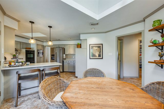 5105 Chad Drive, Arlington, TX 76017