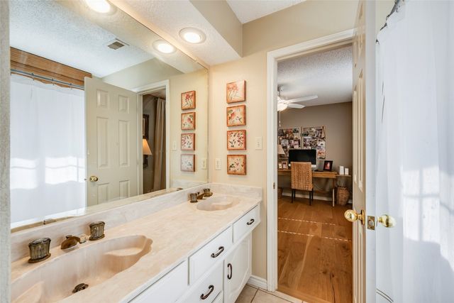 5105 Chad Drive, Arlington, TX 76017