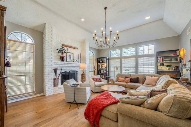 5105 Chad Drive, Arlington, TX 76017