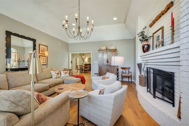 5105 Chad Drive, Arlington, TX 76017