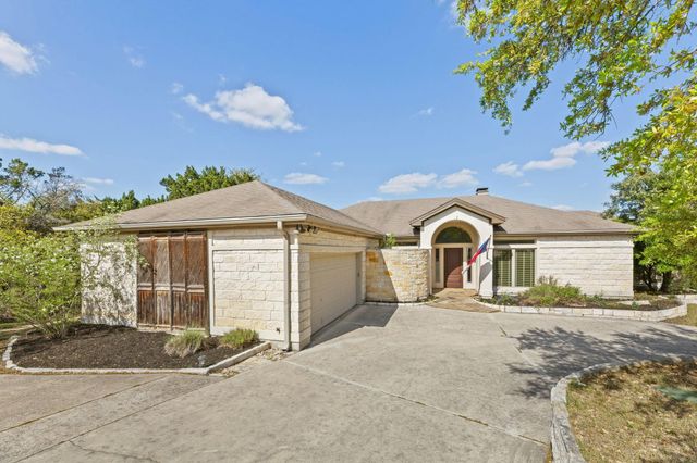 251 Goodnight TRL, Dripping Springs, TX 78620