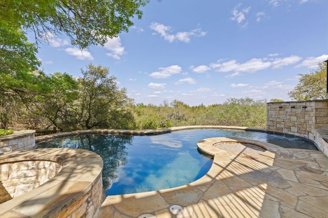 251 Goodnight TRL, Dripping Springs, TX 78620
