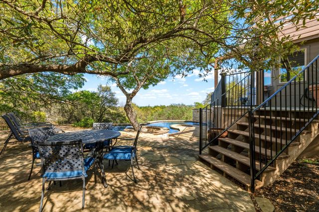 251 Goodnight TRL, Dripping Springs, TX 78620