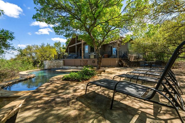 251 Goodnight TRL, Dripping Springs, TX 78620